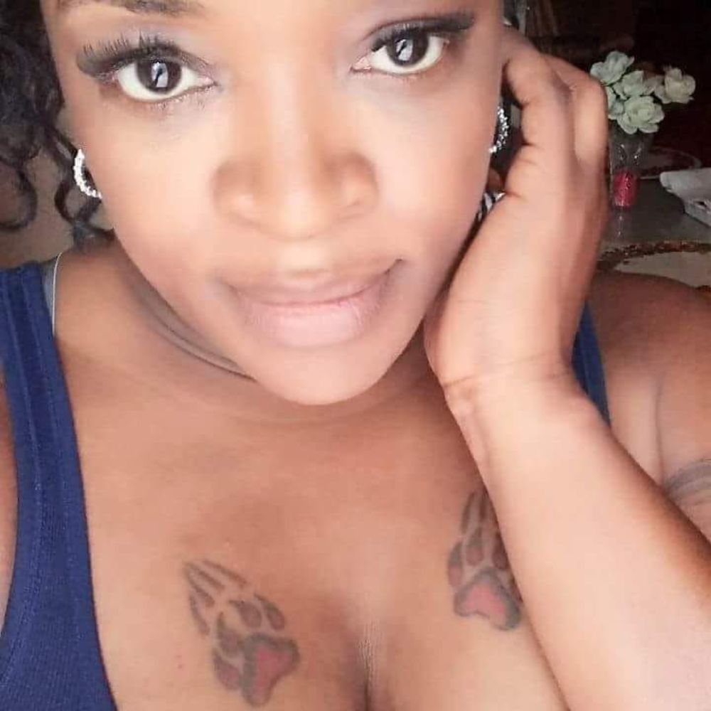 Meet your Posher, Latoya